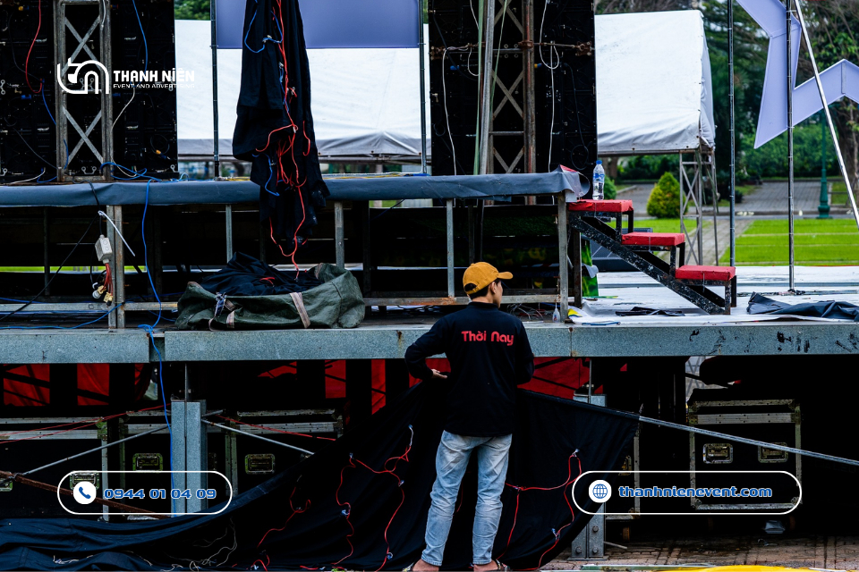 Kinh Nghiệm Thuê Công Ty Tổ Chức Sự Kiện Tại Quảng Ngãi: Tránh "Tiền Mất Tật Mang" Thời Nay phù hợp với các doanh nghiệp cần sự chỉn chu, nghiêm túc