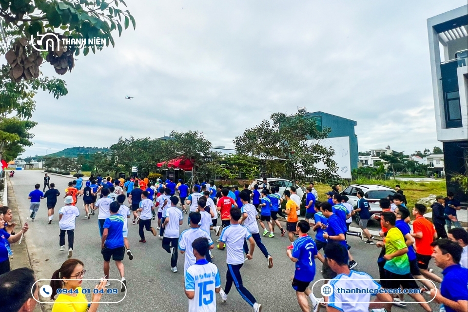DỰ ÁN: Khơi Dậy Sức Trẻ Cùng Sự Kiện Giải Chạy Bộ “Khát Vọng Tuổi Trẻ” su kien giai chay bo 10