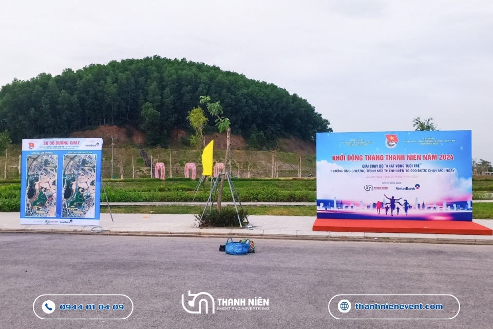 DỰ ÁN: Khơi Dậy Sức Trẻ Cùng Sự Kiện Giải Chạy Bộ “Khát Vọng Tuổi Trẻ” Không gian sự kiện giải chạy bộ rực rỡ và đồng bộ ấn phẩm