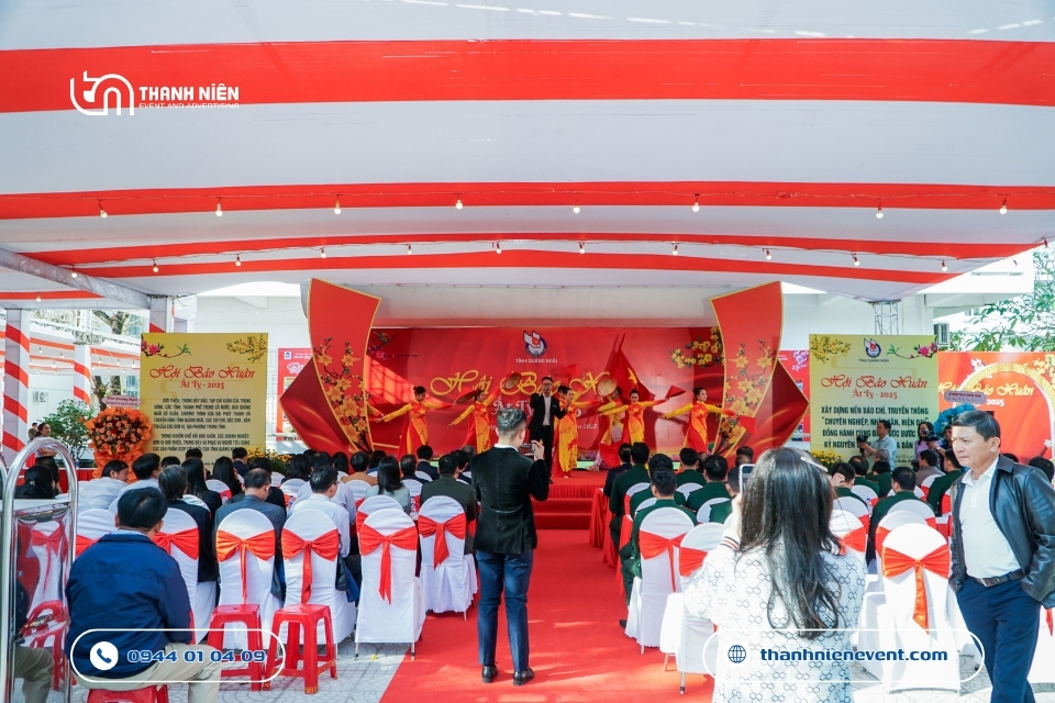 Tôn Vinh Bản Sắc Văn Hóa Tại Ngày Hội Báo Xuân Ất Tỵ 2025 Tỉnh Quảng Ngãi Không gian sự kiện ngày hội báo xuân 2025 đa sắc màu